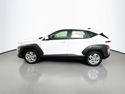 New 2026 Hyundai Kona SE FWD image 8