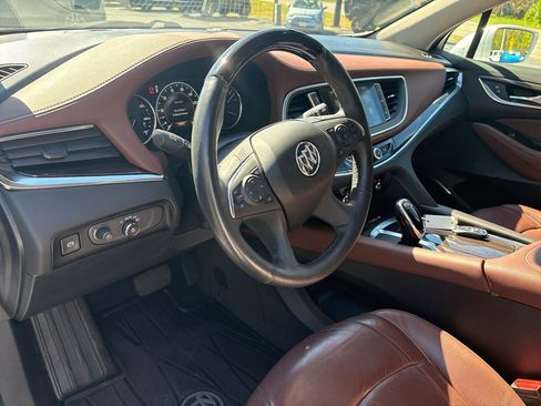 Used 2018 Buick Enclave Avenir w/ Trailering Package AWD/4WD image 8