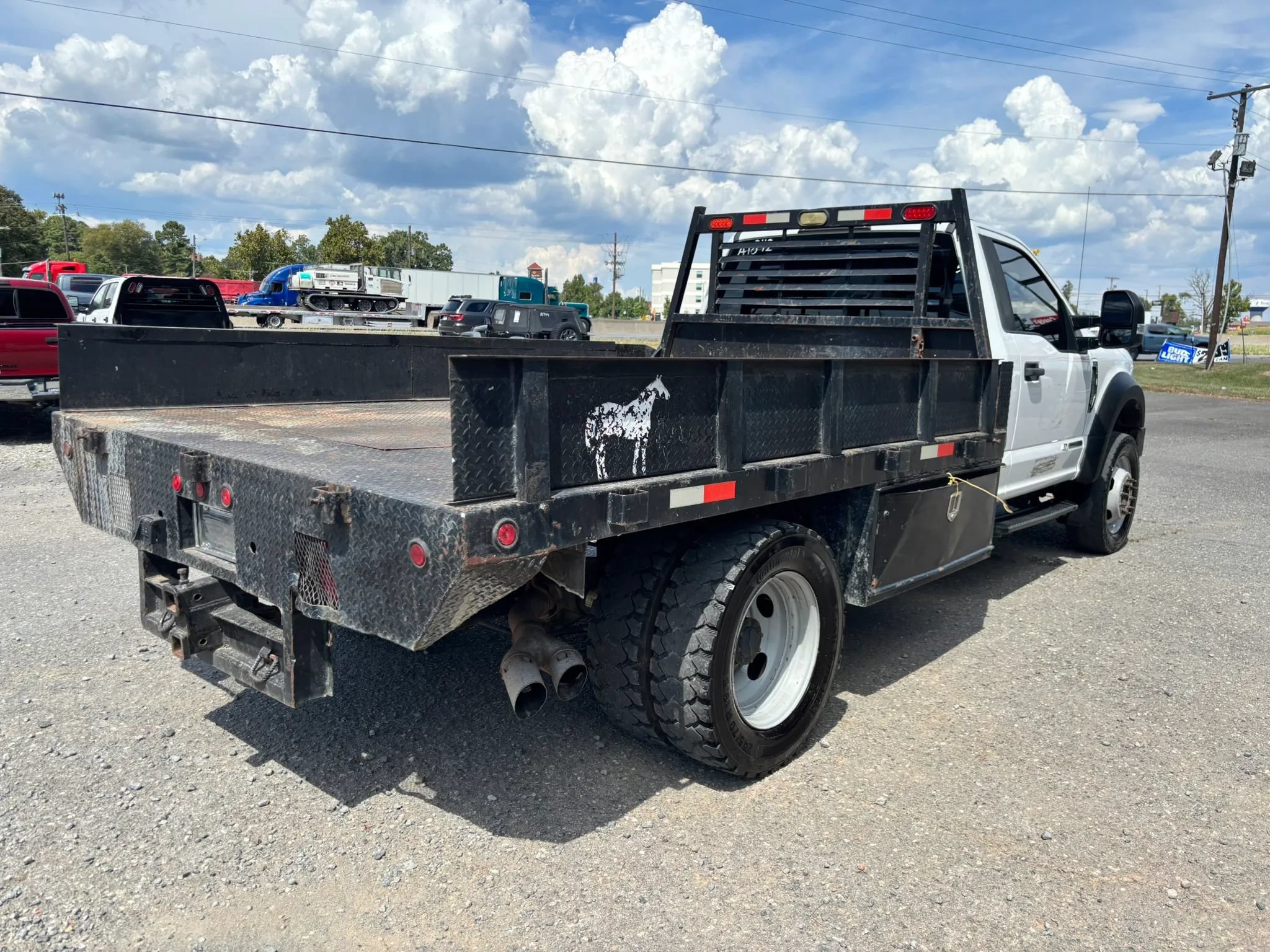 Used 2019 Ford F550 4x4 Regular Cab Super Duty image 5