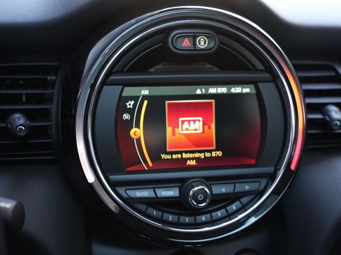 Used 2020 MINI Cooper S image 18