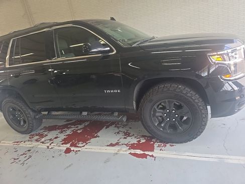 Used 2018 Chevrolet Tahoe LT AWD/4WD image 3