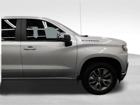 Used 2022 Chevrolet Silverado 1500 LT image 14