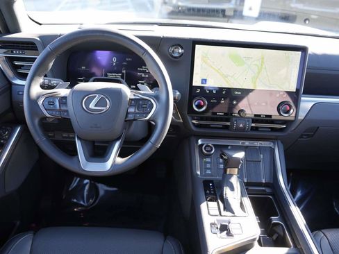 Used 2025 Lexus GX 550 GX 550 Premium 4WD 4WD image 10