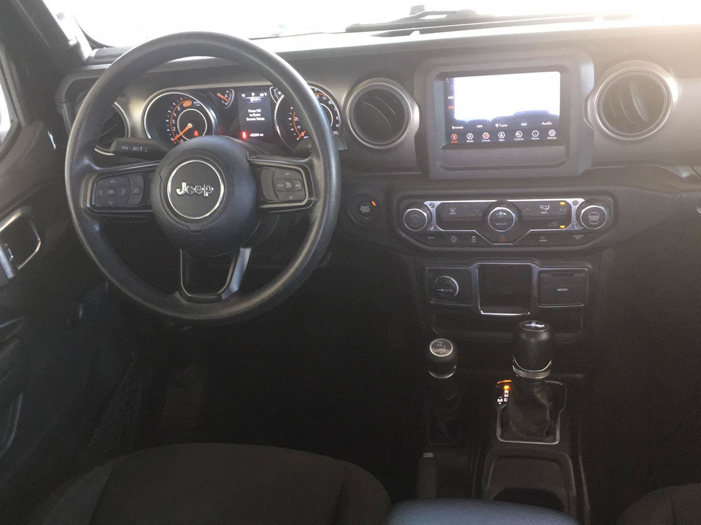 Used 2023 Jeep Wrangler Unlimited Sport AWD/4WD image 30
