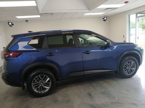 Used 2023 Nissan Rogue S AWD/4WD image 8