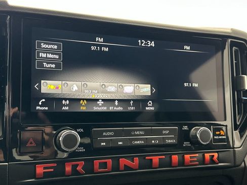 Used 2025 Nissan Frontier Pro-X RWD image 16