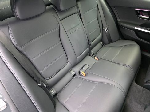 Used 2024 Mercedes-Benz C 300 Sedan image 25