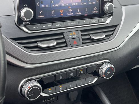 Used 2024 Nissan Altima 2.5 SR FWD image 21