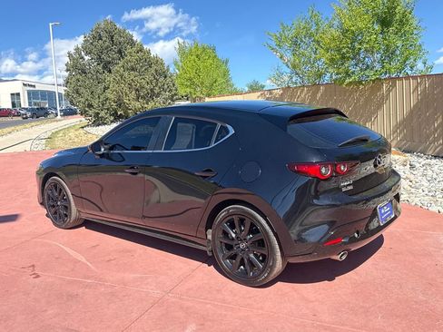 Used 2024 MAZDA MAZDA3 s FWD image 5