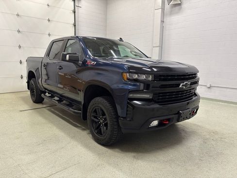 Used 2020 Chevrolet Silverado 1500 LT Trail Boss AWD/4WD image 2