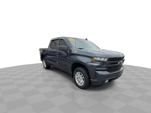 Used 2021 Chevrolet Silverado 1500 RST image 2