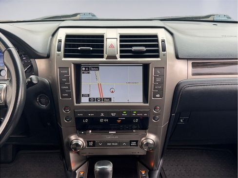 Used 2016 Lexus GX 460 w/ Comfort Package AWD/4WD image 12