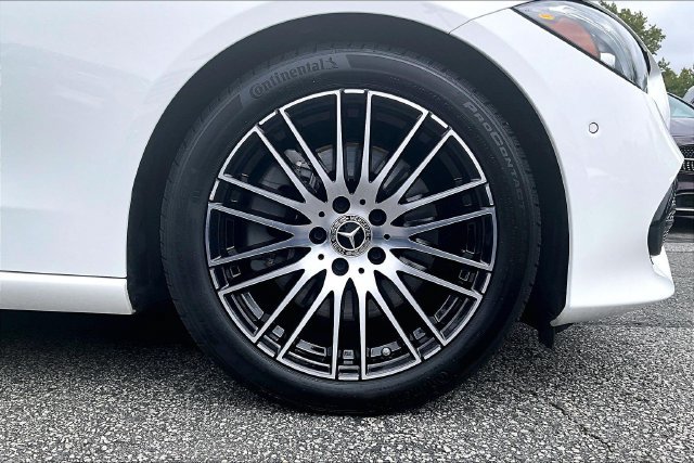 Used 2026 Mercedes-Benz C 300 4MATIC Sedan image 9