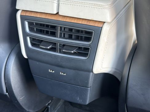 Used 2019 Tesla Model X Performance AWD/4WD image 34