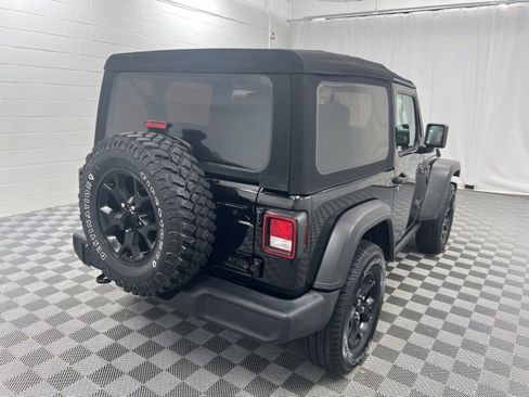 Used 2021 Jeep Wrangler Sport image 5
