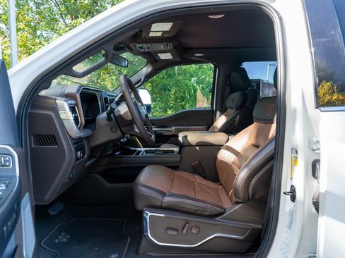 Used 2023 Ford F250 King Ranch w/ Chrome Package image 19