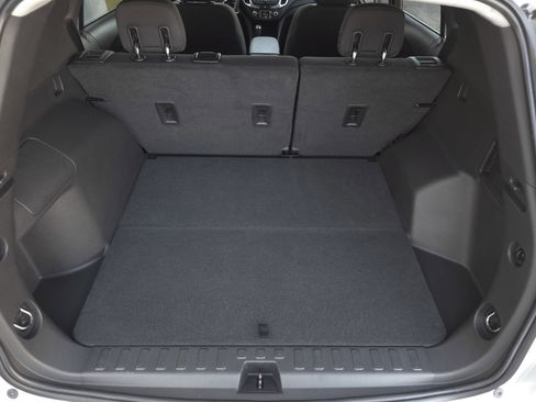 Used 2020 Chevrolet Equinox LT image 28