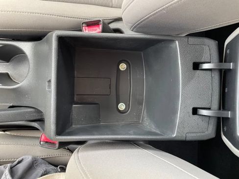 Used 2020 Hyundai Elantra SE FWD image 31