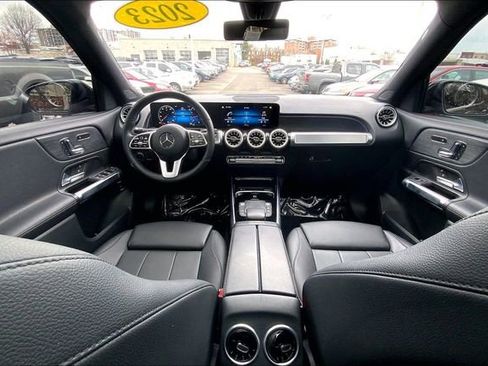 Certified 2023 Mercedes-Benz GLB 250 4MATIC image 12