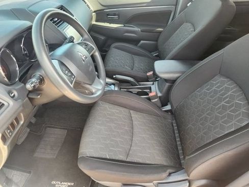 Used 2025 Mitsubishi Outlander Sport ES AWD/4WD image 12