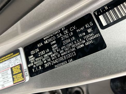 Used 2024 Kia Forte LXS w/ LXS Technology Package image 26