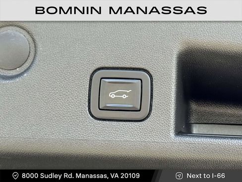 Used 2022 Chevrolet Equinox LT AWD/4WD image 12