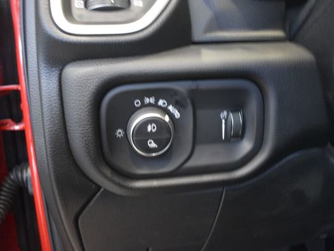 New 2026 RAM 2500 Big Horn AWD/4WD image 27