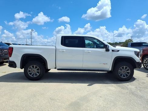 New 2026 GMC Sierra 1500 AT4X AWD/4WD image 8