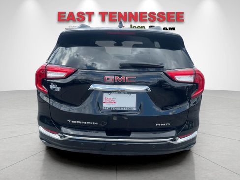 Used 2023 GMC Terrain Denali image 4