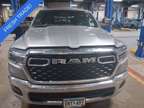 Used 2025 RAM 1500 Big Horn AWD/4WD image 3