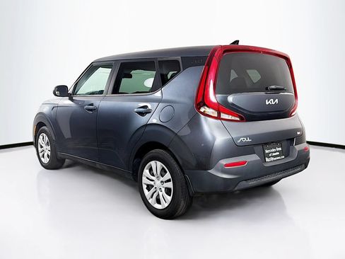 Used 2022 Kia Soul LX FWD image 5