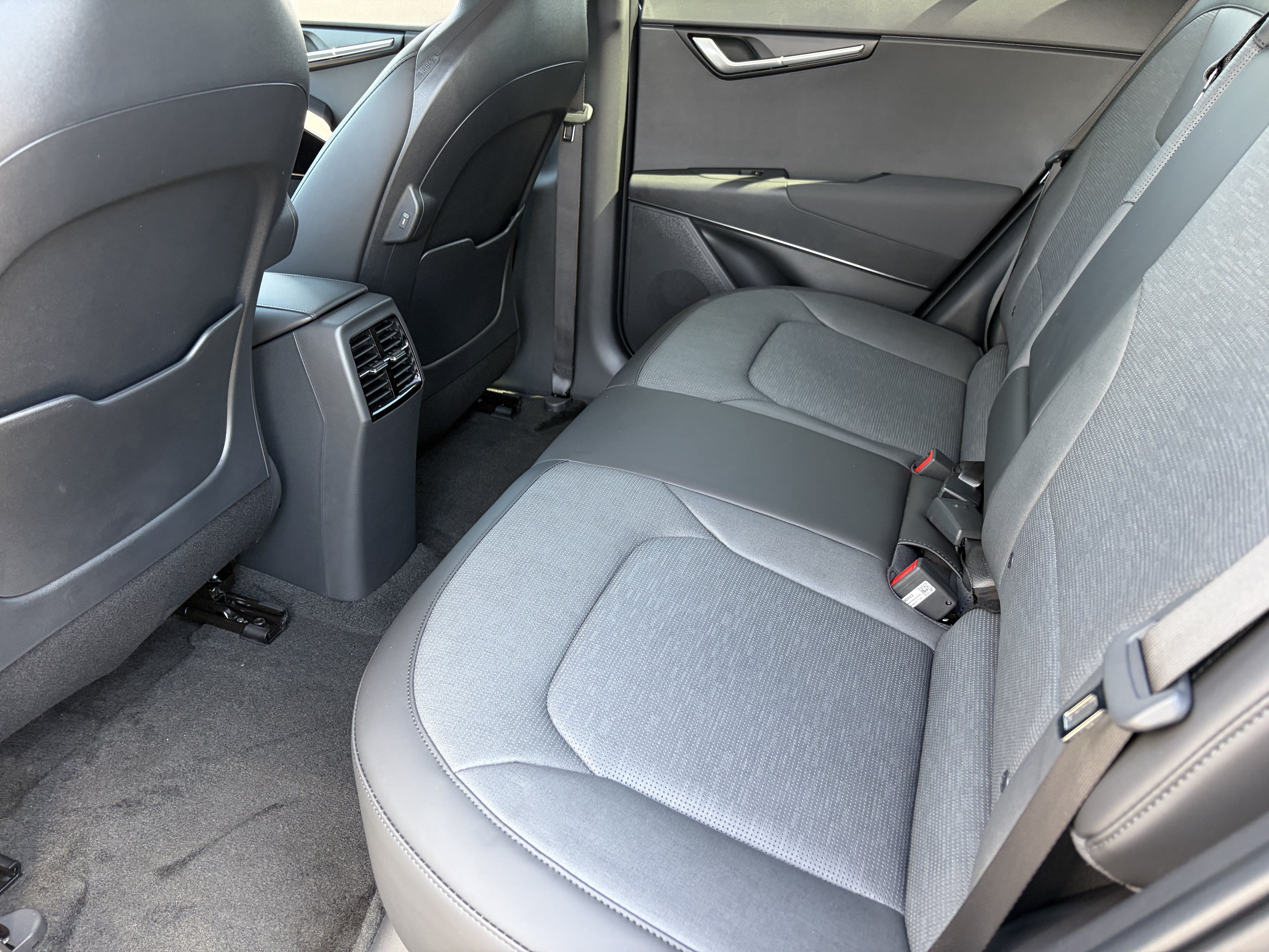 New 2026 Kia Niro Wave FWD image 15