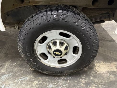 Used 2014 Chevrolet Silverado 2500 W/T image 18