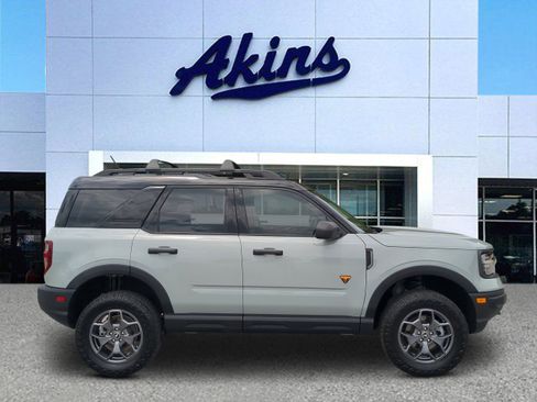 Certified 2023 Ford Bronco Sport Badlands AWD/4WD image 1