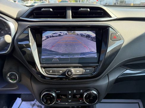 Used 2023 Chevrolet TrailBlazer ACTIV w/ Sun and Liftgate Package image 19