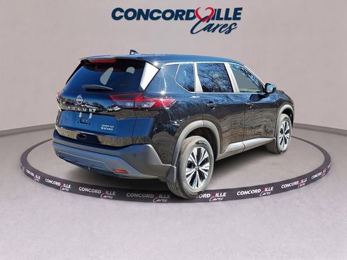 Certified 2023 Nissan Rogue SV AWD/4WD image 7