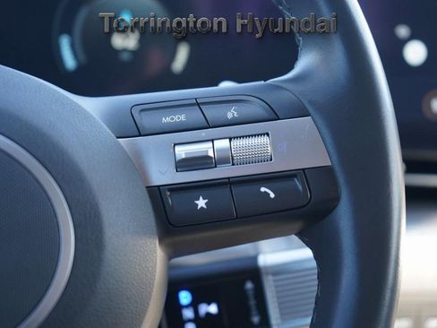 Certified 2025 Hyundai Kona SEL image 19