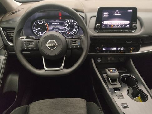 Used 2022 Nissan Rogue SV FWD image 22