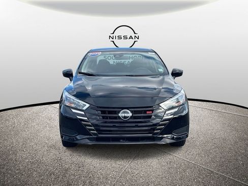 Certified 2025 Nissan Versa SR image 2