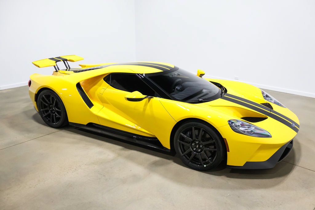 Used 2020 Ford GT Carbon Series RWD image 80