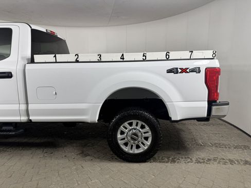 Used 2019 Ford F250 XLT AWD/4WD image 5