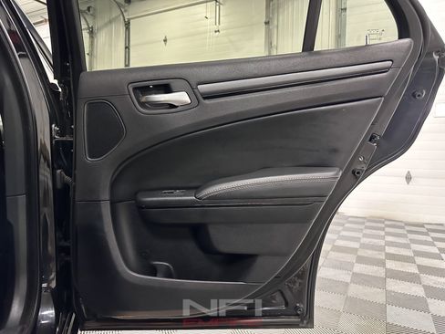 Used 2016 Chrysler 300 S AWD/4WD image 40