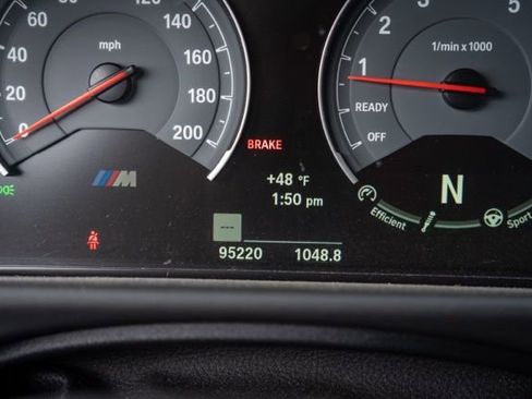 Used 2018 BMW M3 RWD image 19