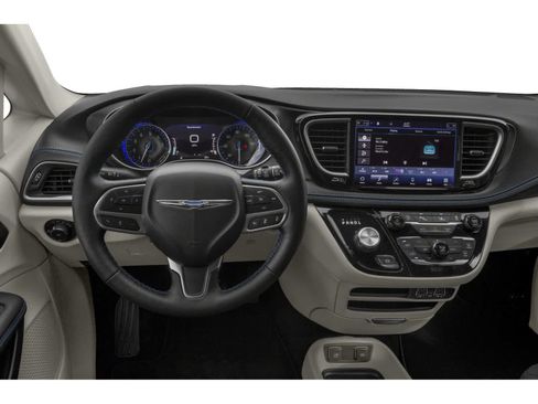 Used 2022 Chrysler Pacifica Touring-L FWD image 4