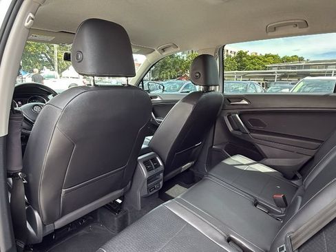 Used 2019 Volkswagen Tiguan SE FWD image 26