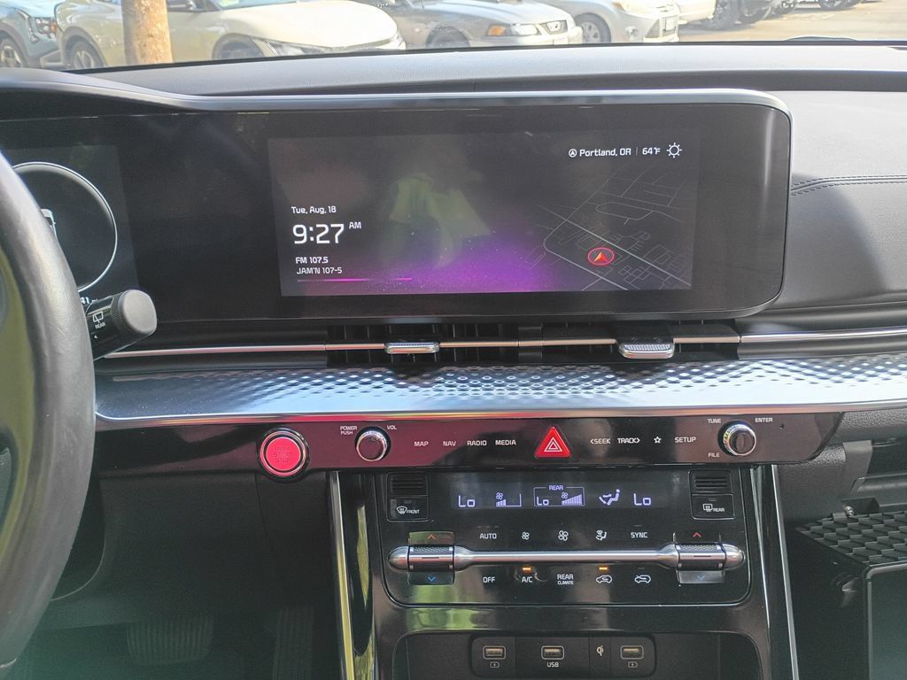 Used 2024 Kia Carnival SX Prestige FWD image 22