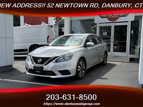 Used 2019 Nissan Sentra SV w/ Special Edition Package FWD image 1