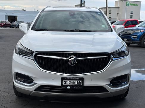 Used 2018 Buick Enclave Premium w/ Experience Buick Package AWD/4WD image 2