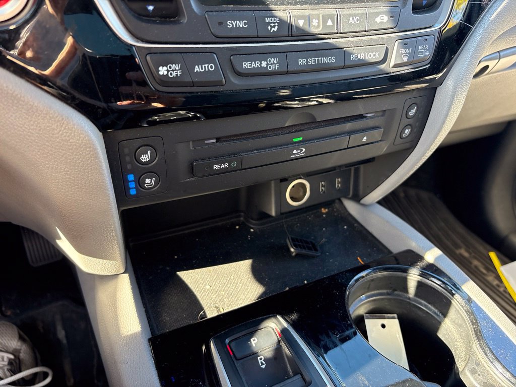 Used 2016 Honda Pilot Elite image 24