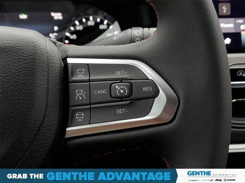 Used 2023 Jeep Compass Trailhawk w/ Trailer Tow Group image 18